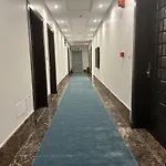 Yan Apartments